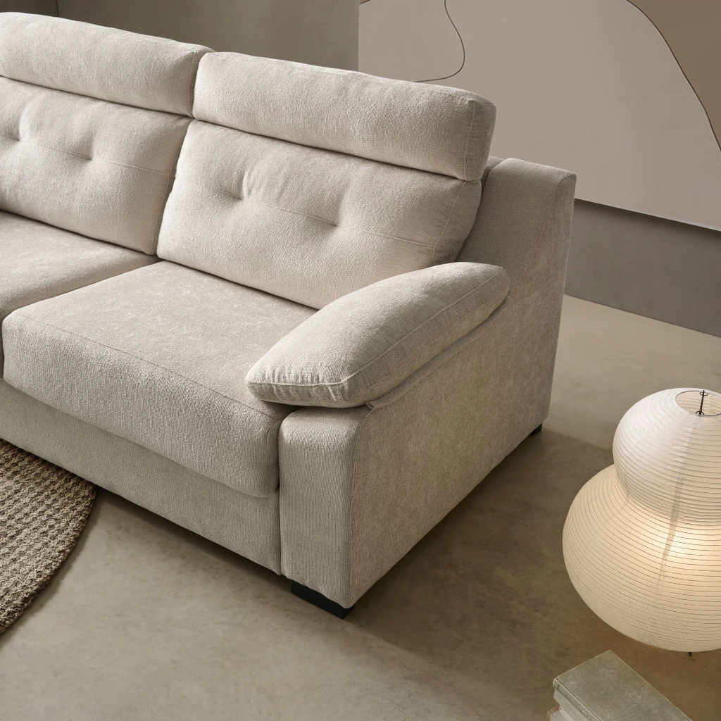 Triana 02 2000x2000.webp